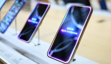 iPhone 18 Pro Leaks, MacBook Pro Benchmarks, Subtle iPhone Upgrade