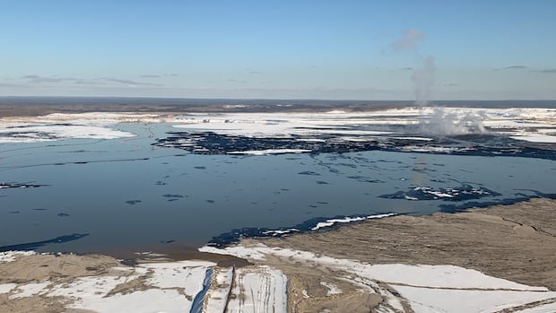 First Nations chiefs demand answers over Alberta pipeline deal that doesn't mention water