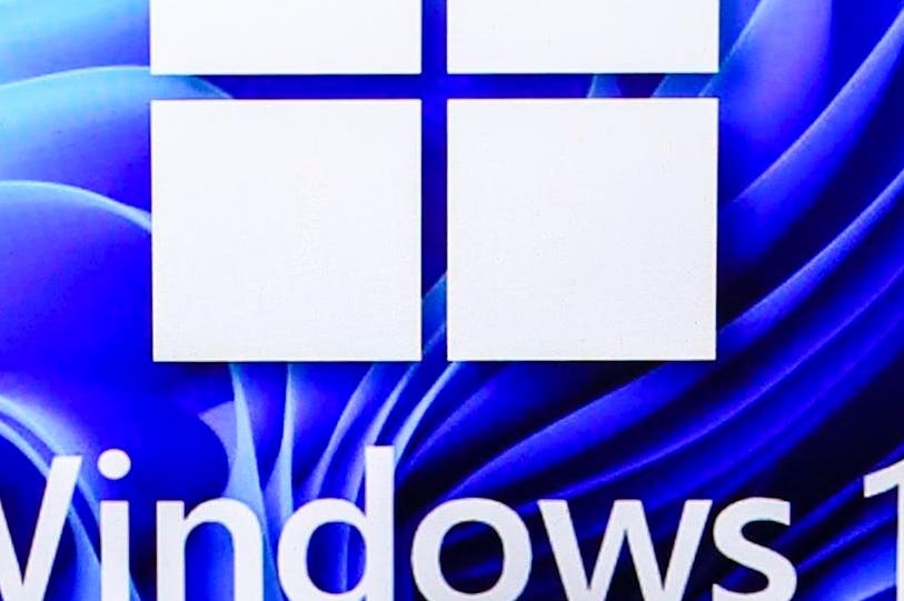 Windows 11 on screen