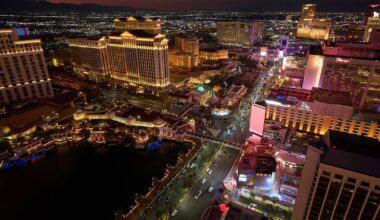 Las Vegas casino owner offers to take Canadian dollars on par with U.S. currency - CTV News