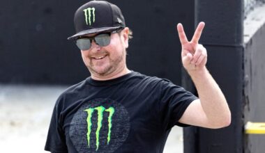 FILE - Driver Kurt Busch acknowledges fans before a NASCAR Cup Series auto race, Saturday, Sept. 16, 2023, in Bristol, Tenn. (AP Photo/Wade Payne,File)