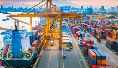 Canada holds firm on trade pivot as energy minister heads to India