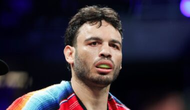 Julio Cesar Chavez Jr., out on bail, picks up 1st win since '24