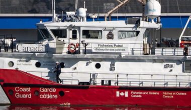 Should the Canadian Coast Guard be armed? The jury is still out, but the navy says no