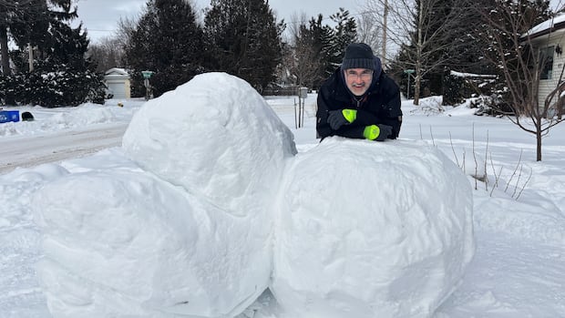 From front-yard practice to international competition: London sculptor heads north