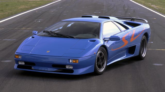 1995-Lamborghini-Diablo-SV