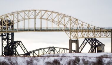 Bridge traffic continues sharp decline despite holiday season