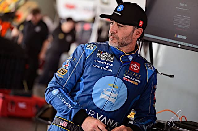 #84: Jimmie Johnson, LEGACY MOTOR CLUB, Carvana Toyota Camry