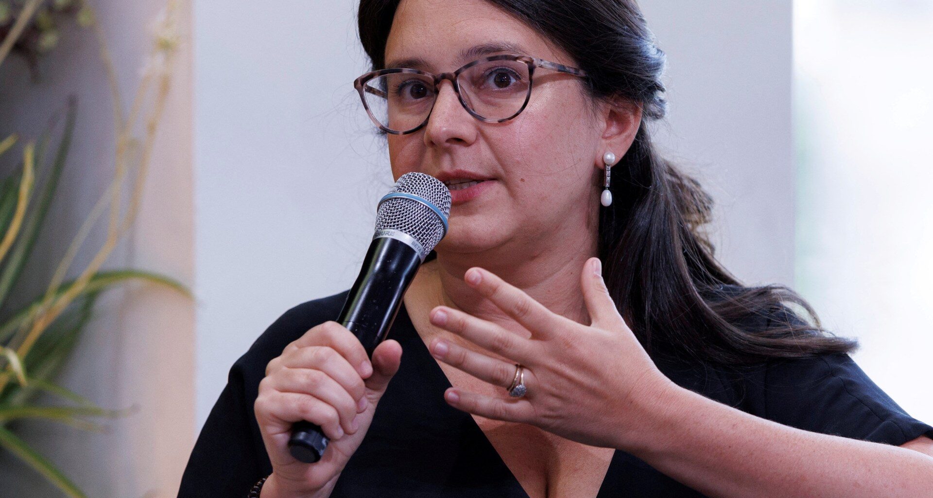 CBS News’ Bari Weiss unveils new strategy amid backlash, viewership lags | Media News