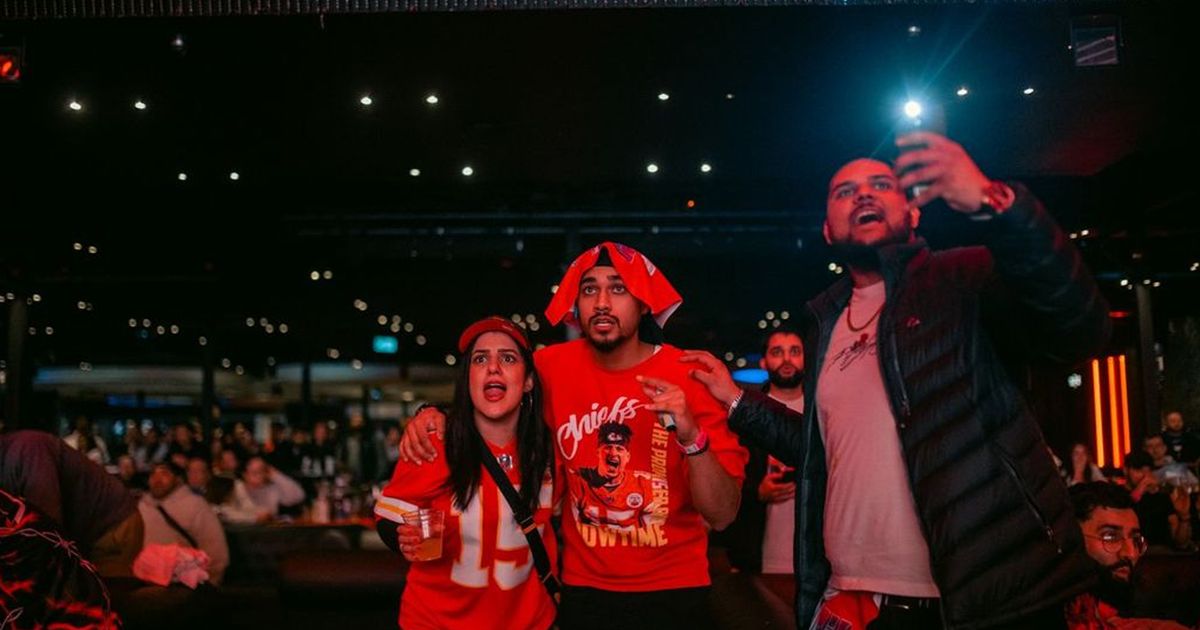 Toronto getting official NFL-sanctioned Super Bowl party with giant 85-foot screen