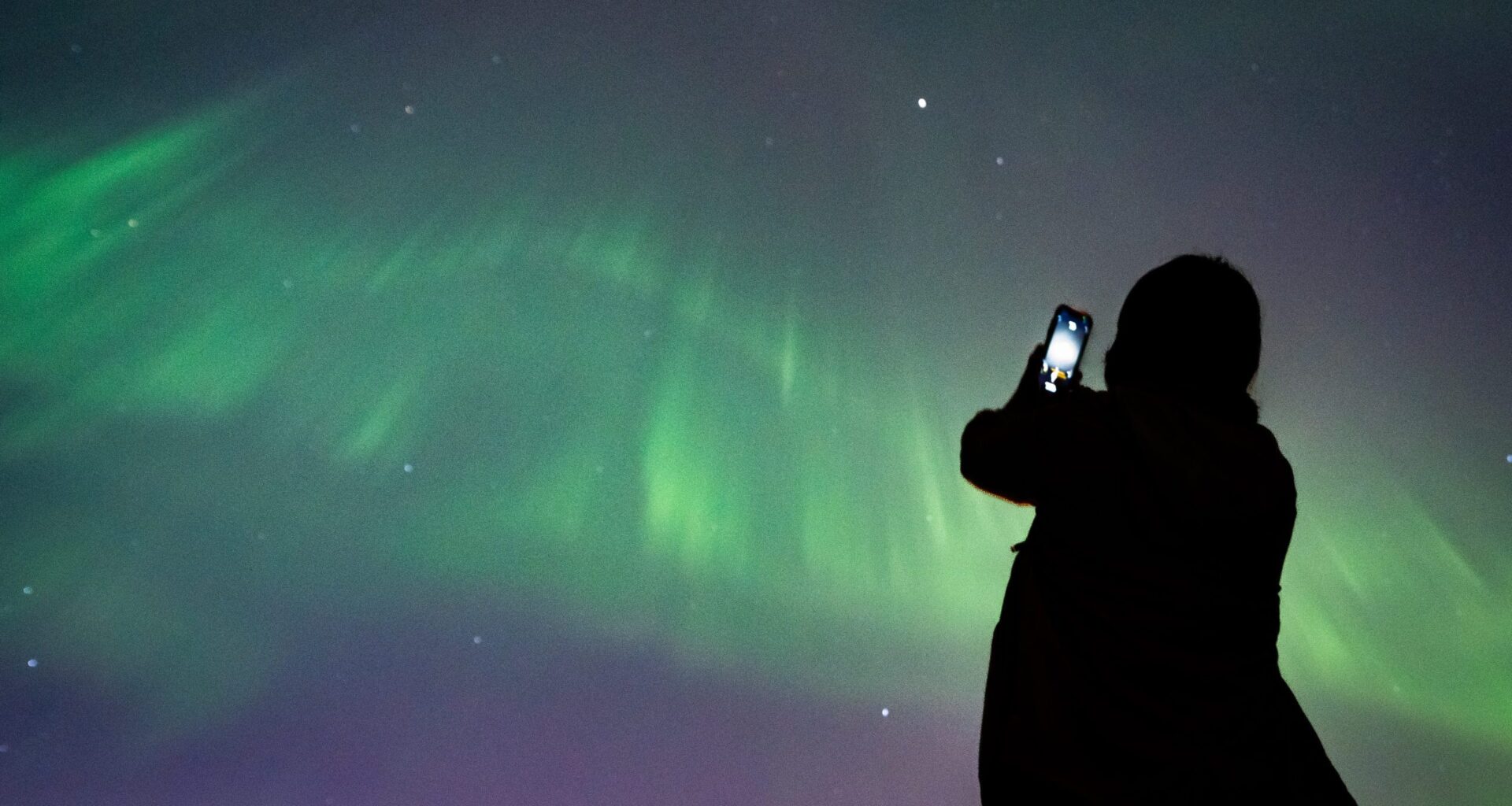 Northern lights may be visible over Vancouver Island Monday night