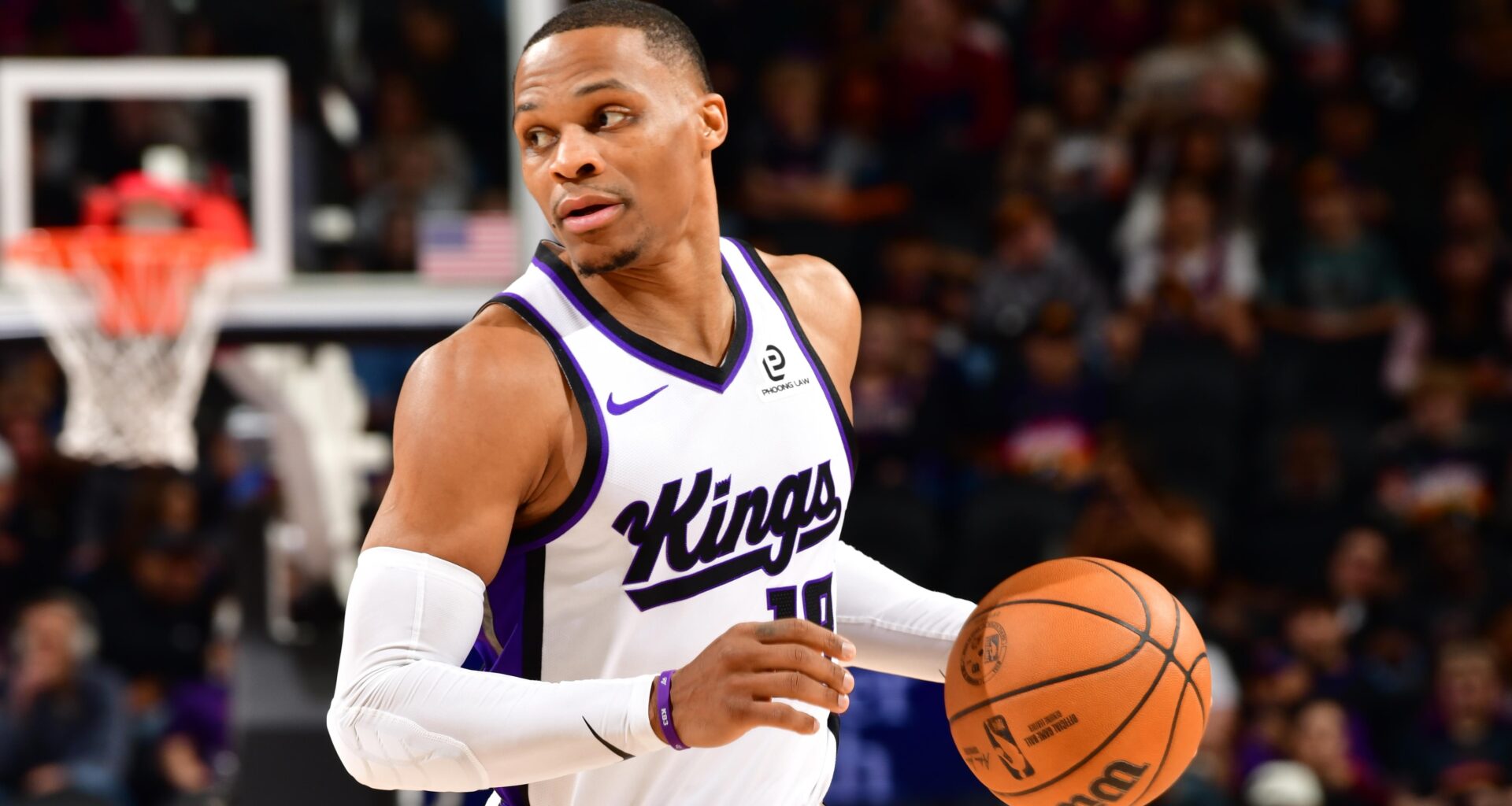 How Russell Westbrook Passed Oscar Robertson, Made NBA History During Kings vs. Suns