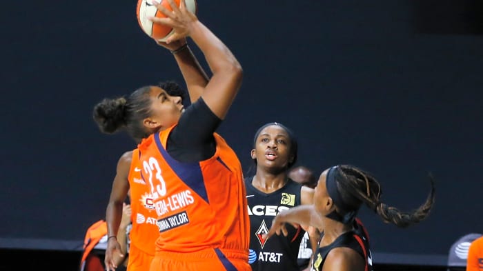 Kaleena Mosqueda-Lewis