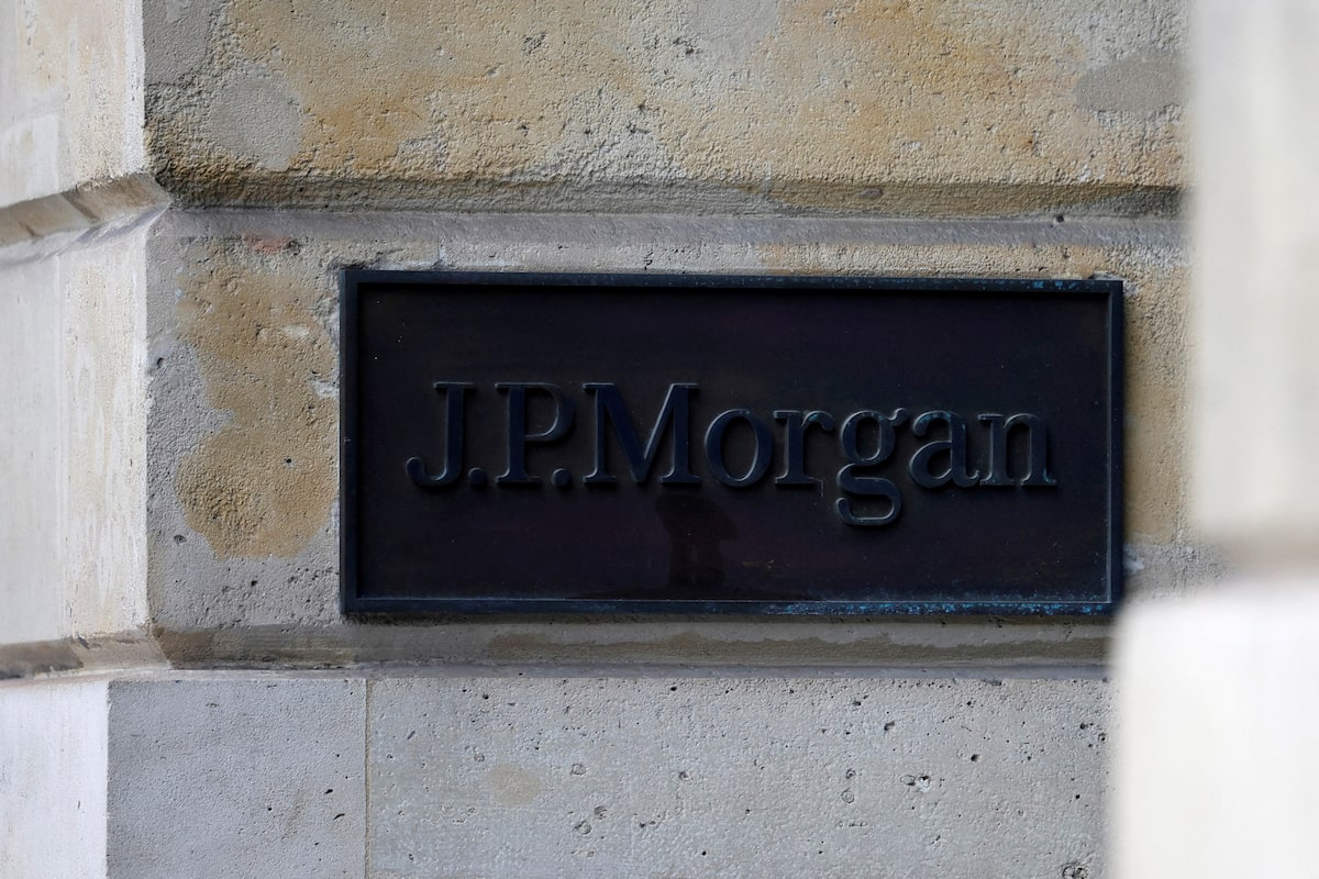 JPMorgan Chase to cut ties with proxy advisory firms, use AI-powered tool instead: report