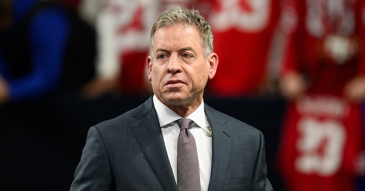Troy Aikman to advise Miami Dolphins on GM search process