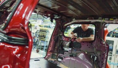 Economy stalled in November and may have contracted in Q4: StatCan