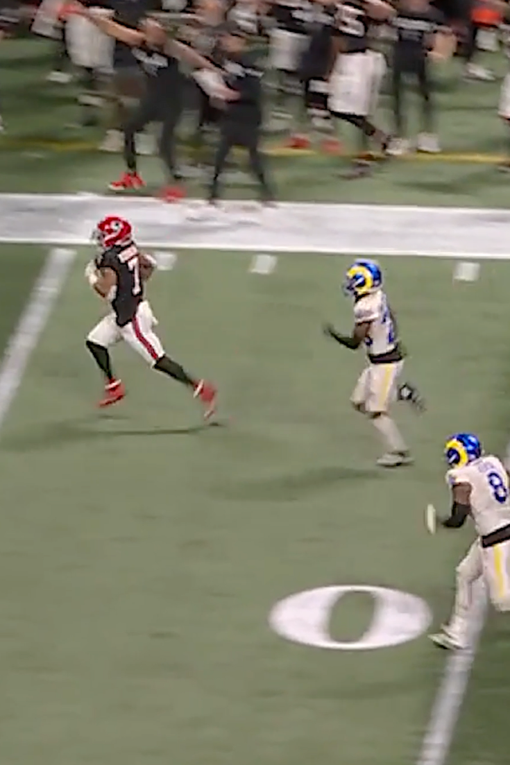 Bijan Robinson’s Career Night Leads Falcons to Upset Win Over Rams