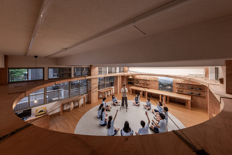 Qingshan Forest Junior High School Classroom / 317designstudio - Interior Photography