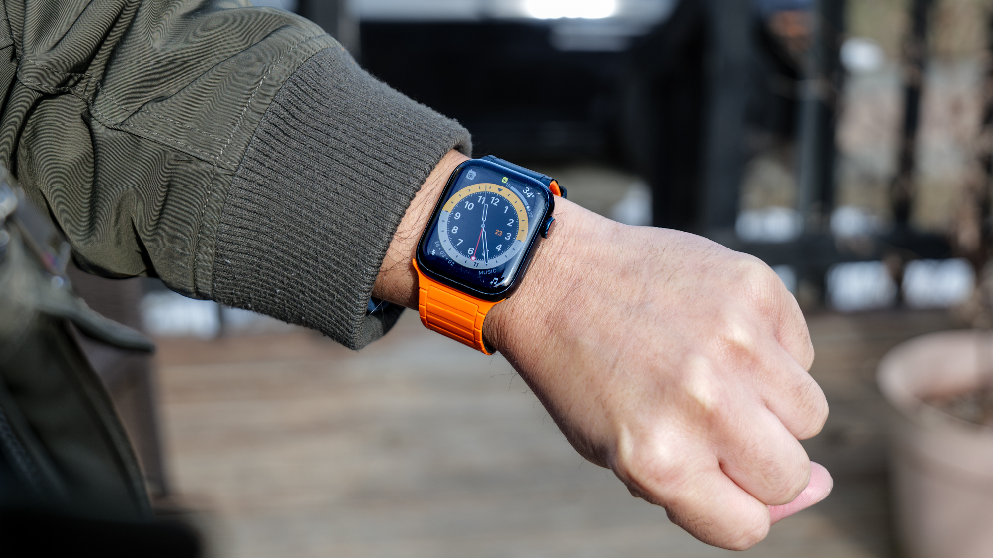 Apple Watch used as a dumbphone.