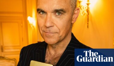 Robbie Williams breaks the Beatles’ record for UK No 1 albums, with 16th chart-topper | Robbie Williams