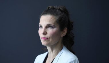 Former Liberal cabinet minister Kirsty Duncan dies at 59