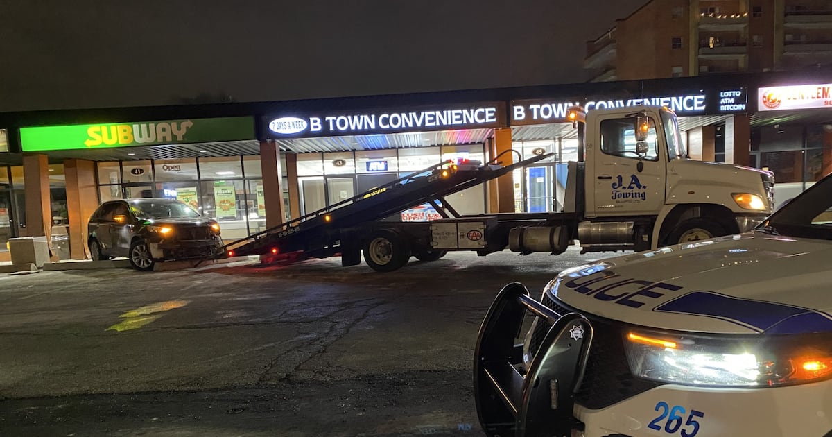 Driver of stolen vehicle hits pole at Kennedy Road plaza