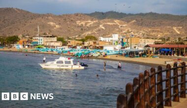 Five decapitated heads displayed on Ecuador beach