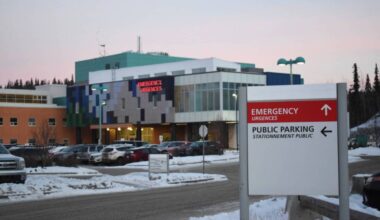 The sun rises at the Whitehorse General Hospital&rsquo;s emergency department late on the morning of Dec. 2, 2025. (Dana Hatherly/Yukon News)