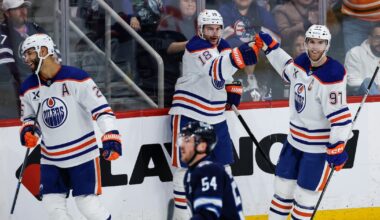 McDavid stretches point streak to 17 as Oilers take advantage of reeling Jets