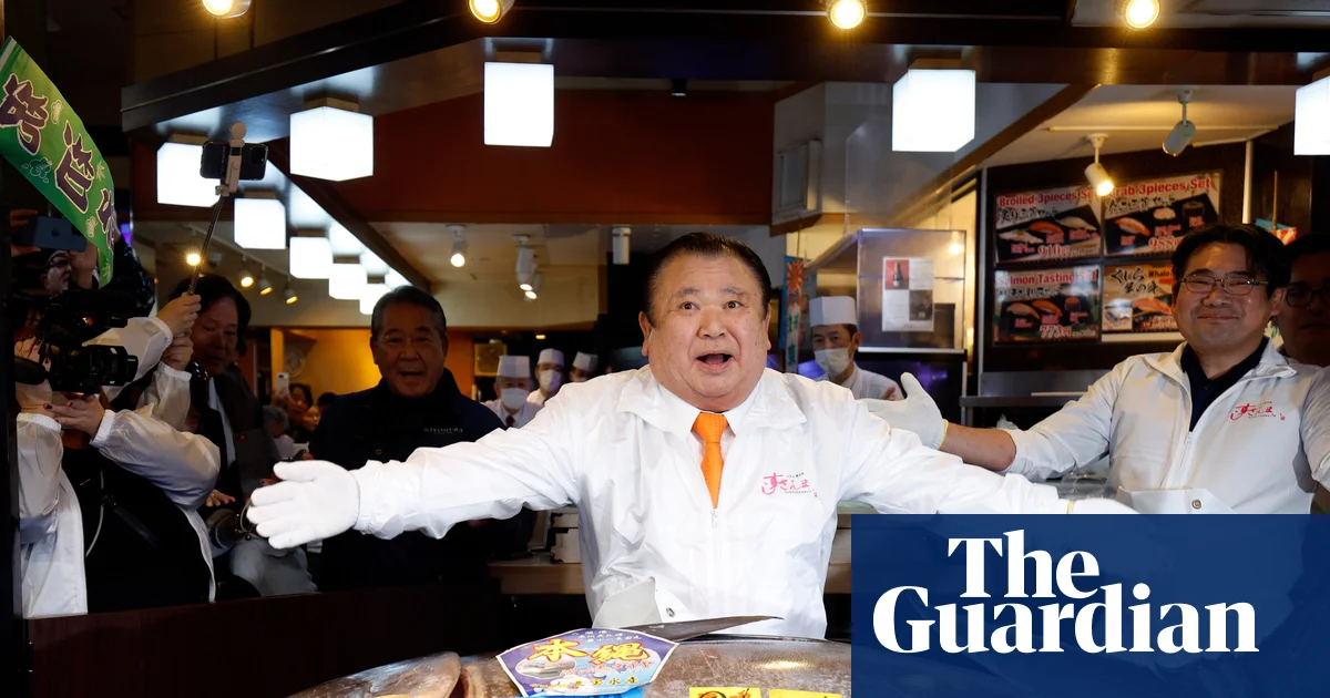 'Tuna King' pays record £2.4m for giant bluefin at Tokyo auction | Japan