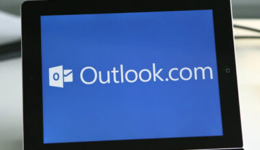 Outlook Email Outage Reported by Tens of Thousands as Microsoft Acknowledges Issues for American Users