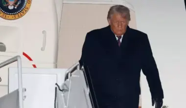 Trump threatens Canada with 100% tariffs over trade deal with China