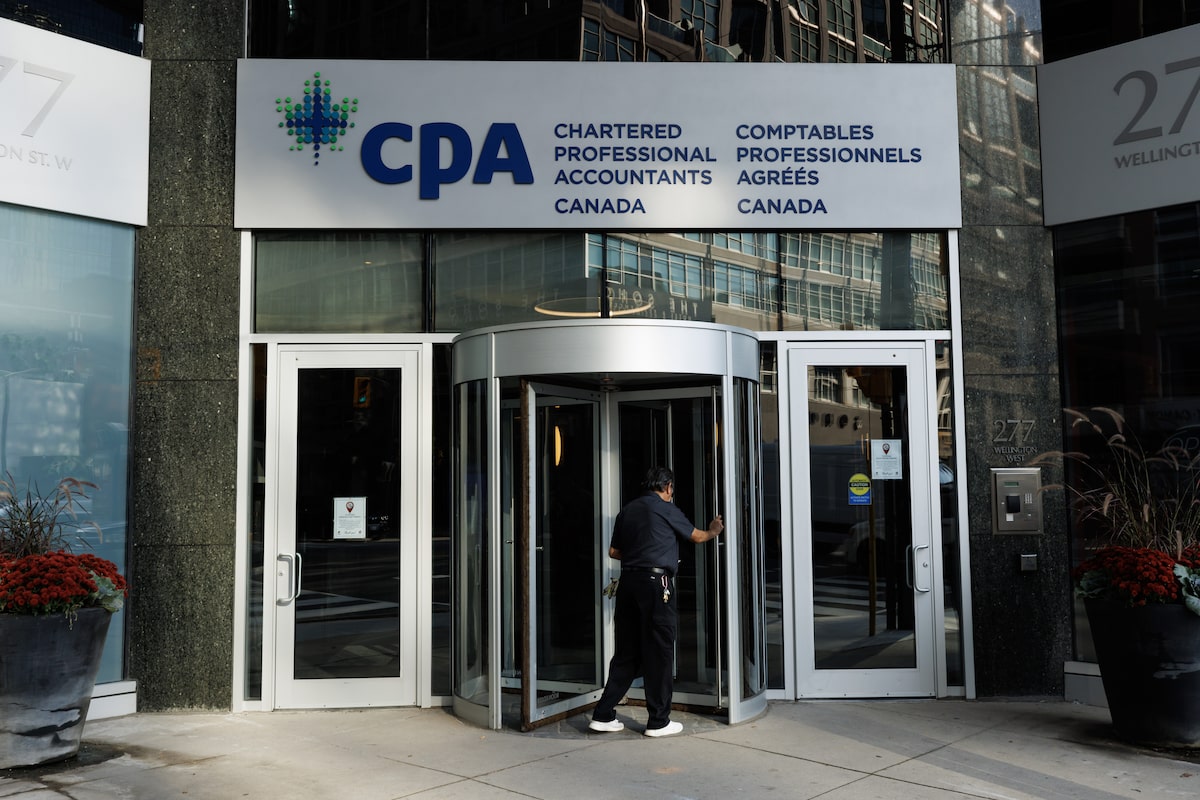 Canada’s seven largest accounting firms to sign employees up with CPA Canada