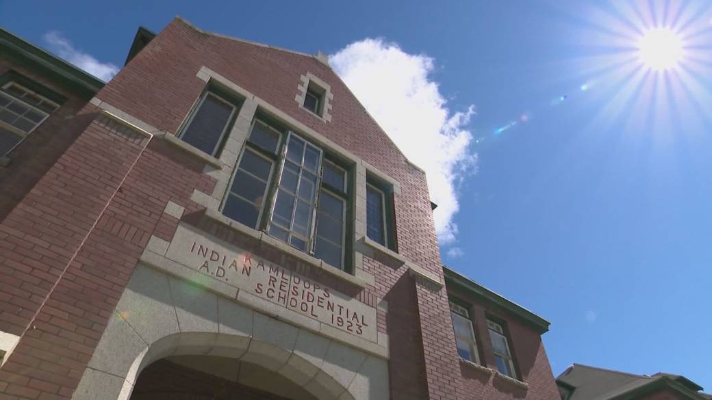 Click to play video: 'Dallas Brodie defends actions'