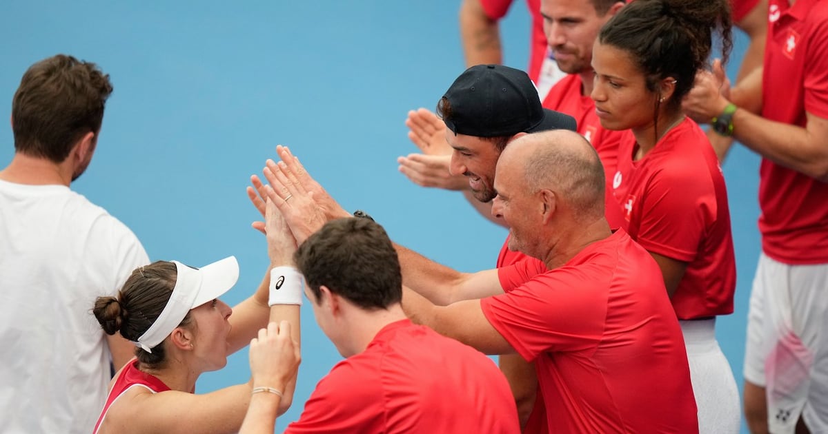 Belinda Bencic puts Switzerland up on Belgium in United Cup semifinals