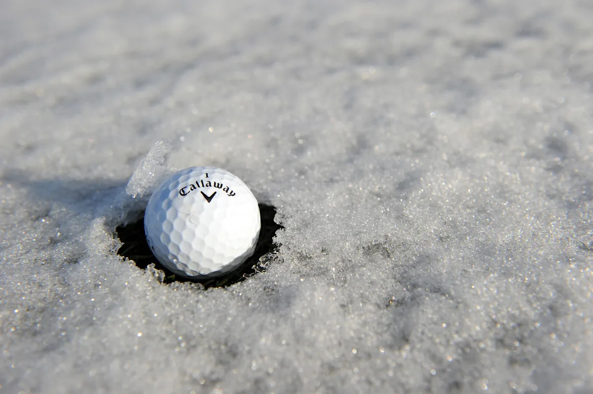 Two Minnesota golf courses damaged by vandals riding snowmobiles