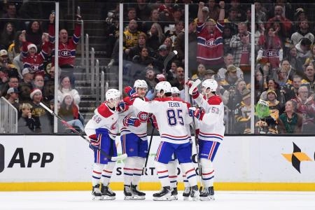Dec 23, 2025; Boston, Massachusetts, USA; Montreal Canadians forward Sammy Blais (27) celebrates his goal with his teammates during the first period against the Boston Bruins at TD Garden. Mandatory Credit: Bob DeChiara-Imagn Images Dec 23, 2025; Boston, Massachusetts, USA; Montreal Canadians forward Sammy Blais (27) celebrates his goal with his teammates during the first period against the Boston Bruins at TD Garden. Mandatory Credit: Bob DeChiara-Imagn Images