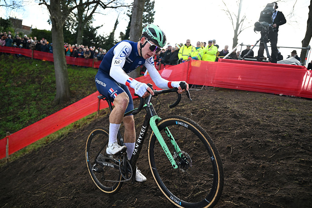 HULST, NETHERLANDS - JANUARY 31: Aubin Sparfel and Team France competes during the 77th UCI Cyclo-Cross World Championships 2026 - Men&amp;apos;s U23 on January 31, 2026 in Hulst, Netherlands. (Photo by Luc Claessen/Getty Images)