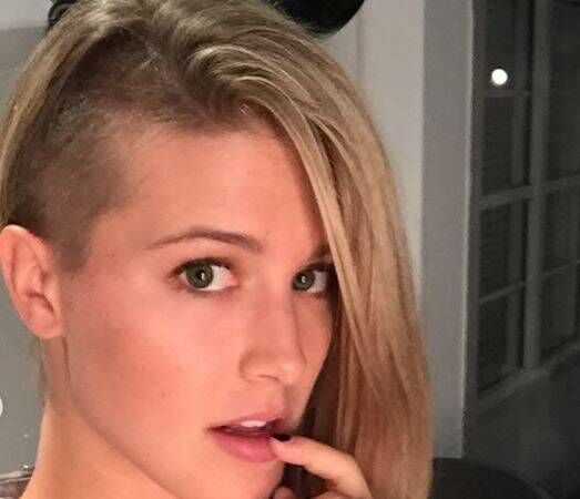 Eugenie Bouchard's "very bad decision" Eugenie Bouchard's "very bad decision"