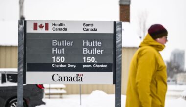 Almost 10,000 federal workers were told this week they may be laid off: unions