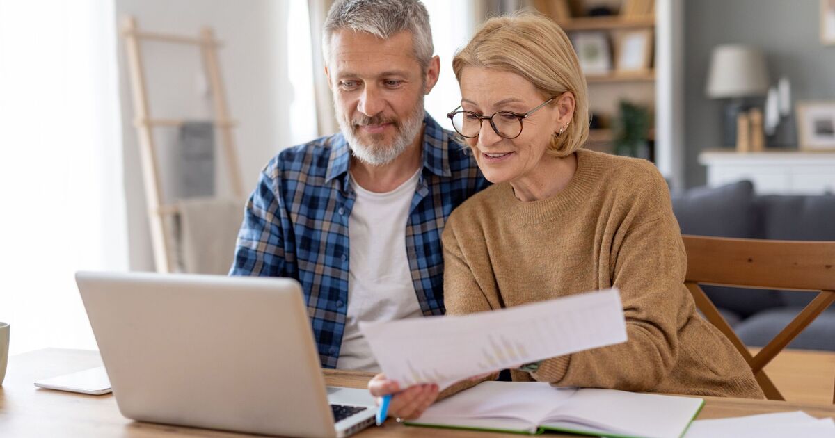 Finance expert makes surprising suggestion to help you keep track of your money | Personal Finance | Finance