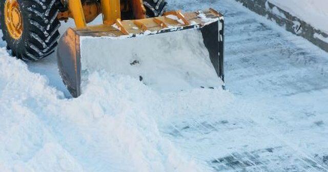 New Manitoba traffic laws mandate more space for snowplows, cyclists | Spare News