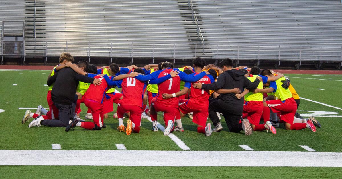 Rangel trying to instill winning ingredients in Brazosport soccer team | Local Sports