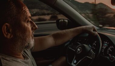 Older people’s driving habits may reveal early warning signs of dementia | Health