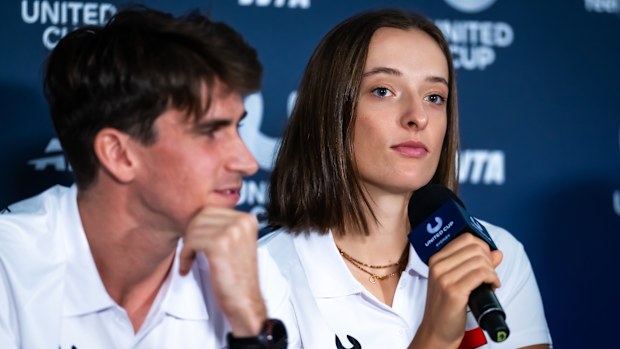 World No.2 Iga Swiatek addresses media ahead of Poland's United Cup opener.