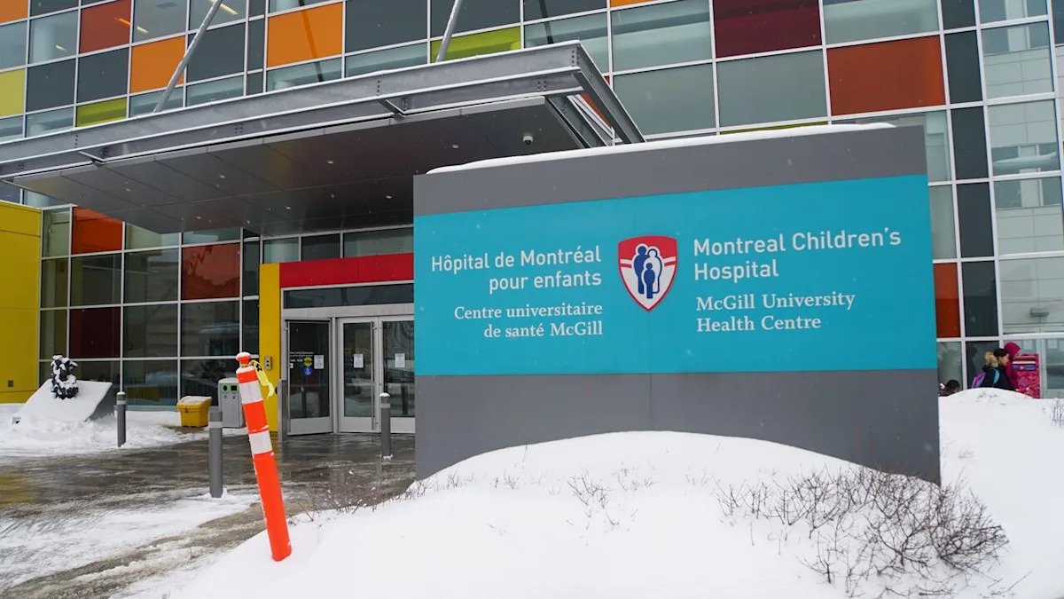 Montreal health officials warn of new measles case at airport, children's hospital