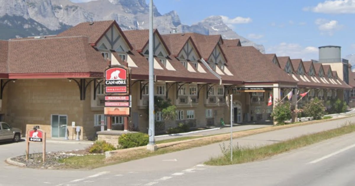 ‘Poisoned in a pool’: Children fall ill in Canmore, Alta., hotel pool - CTV News