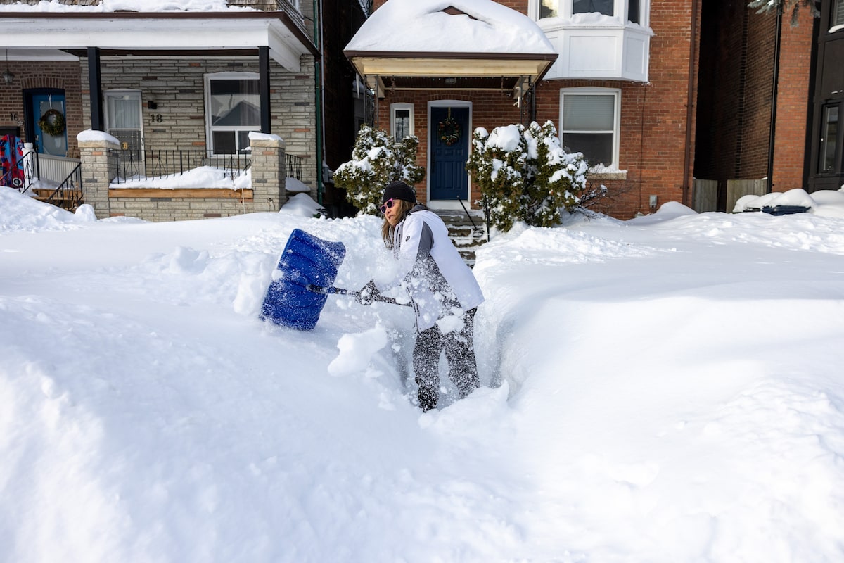Toronto digs out after a record snowfall