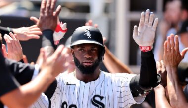 New York Mets land OF Luis Robert Jr. in deal with Chicago White Sox