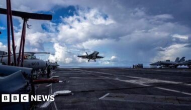 US-Iran relations: Is the US preparing to strike Iran? - BBC